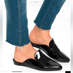 Mia Porsha black patent mules size 6